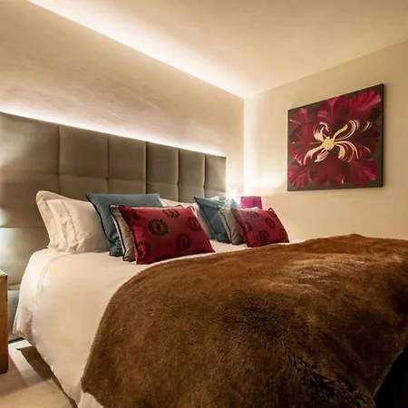 6br Modern Chalet With Private Spa- What'app - 0034-635-520-036 - For Reservations!!