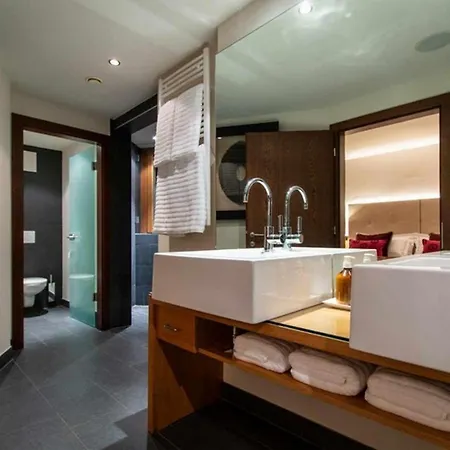 6br Modern Chalet With Private Spa- What'app - 0034-635-520-036 - For Reservations!! * Sankt Anton am Arlberg